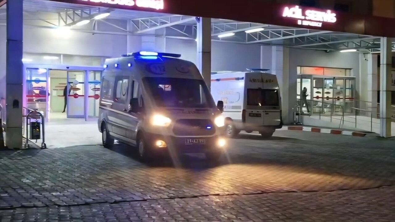 Çorum Alaca'da 5 Öğrenci Tavuk Döner Sonrası Hastaneye Başvurdu