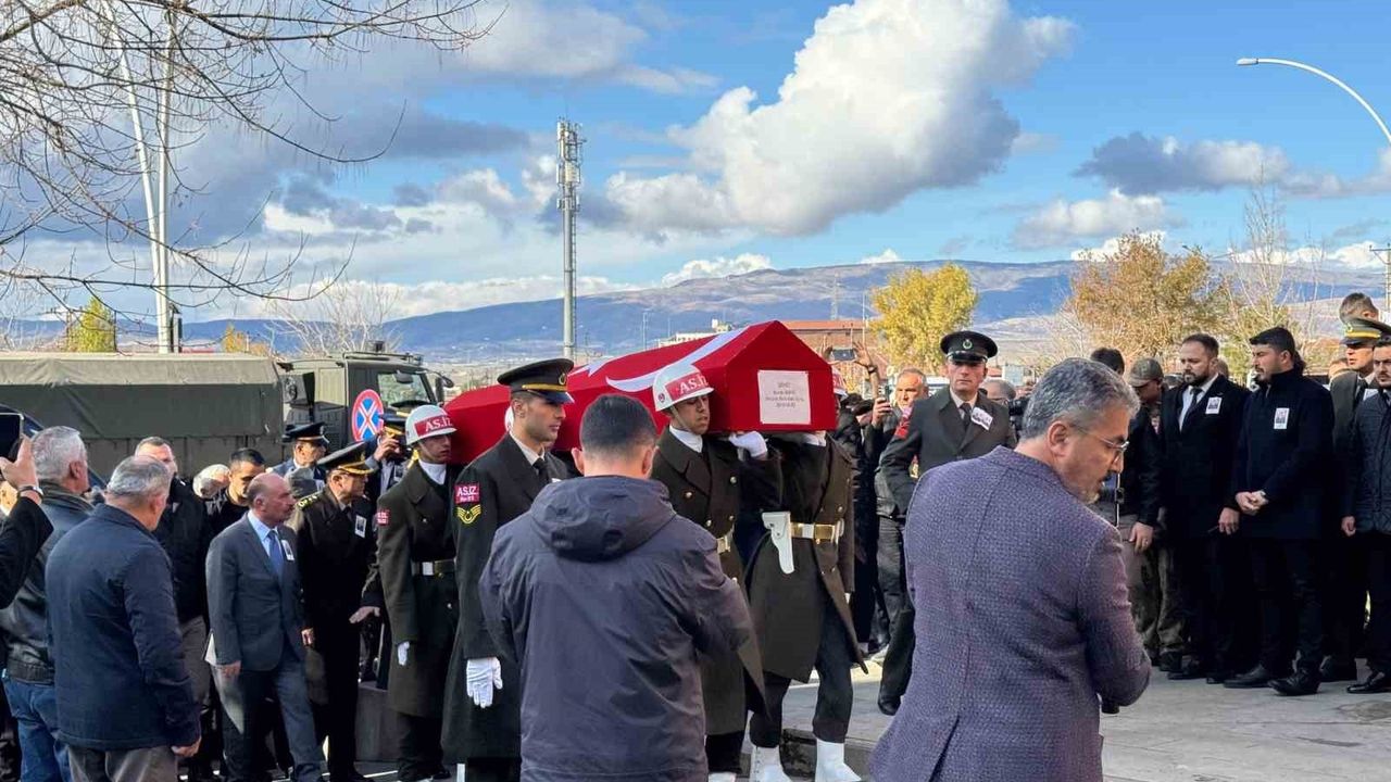 Çorumlu Şehit Burak İbbiği Son Yolculuğuna Uğurlandı