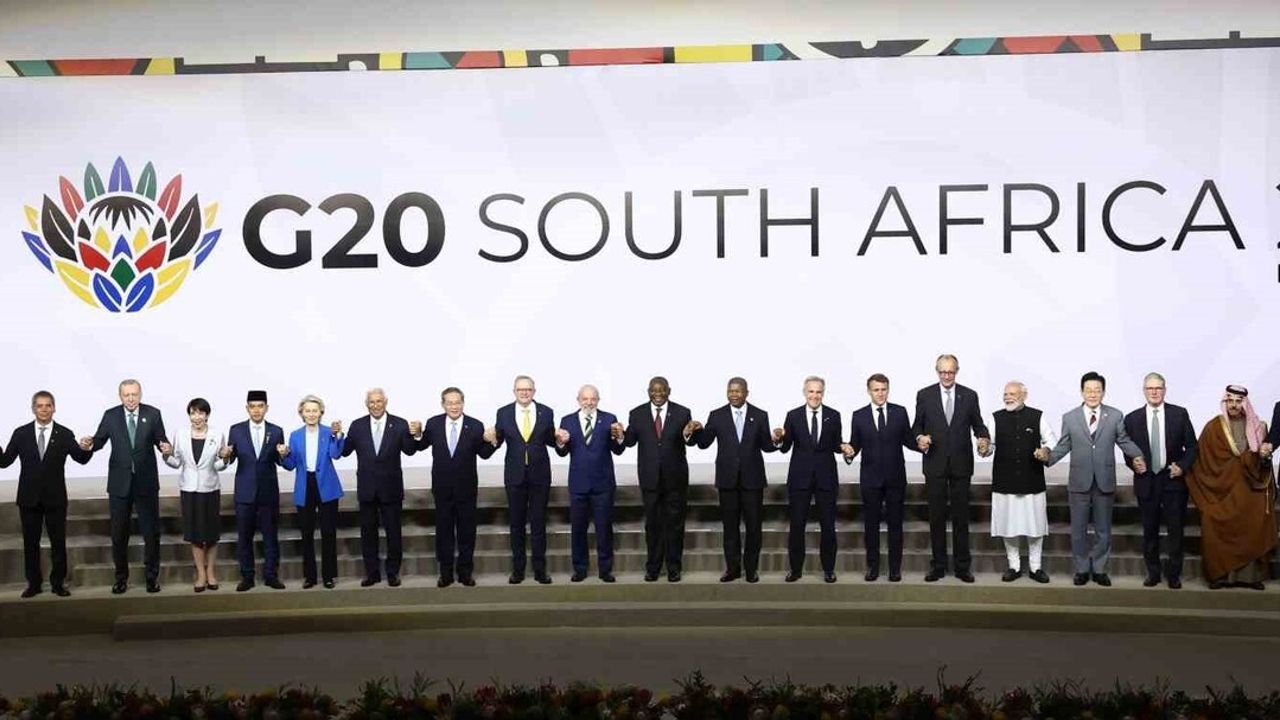 Cumhurbaşkanı Erdoğan G20 Aile Fotoğrafına Katıldı — Johannesburg