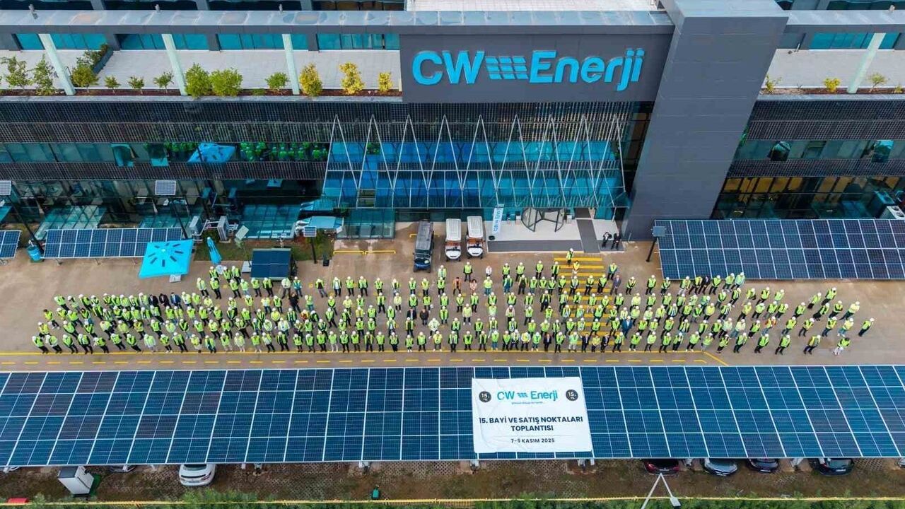 CW Enerji Antalya'da 15. Bayi ve Satış Noktaları Toplantısıyla Gücünü Pekiştirdi