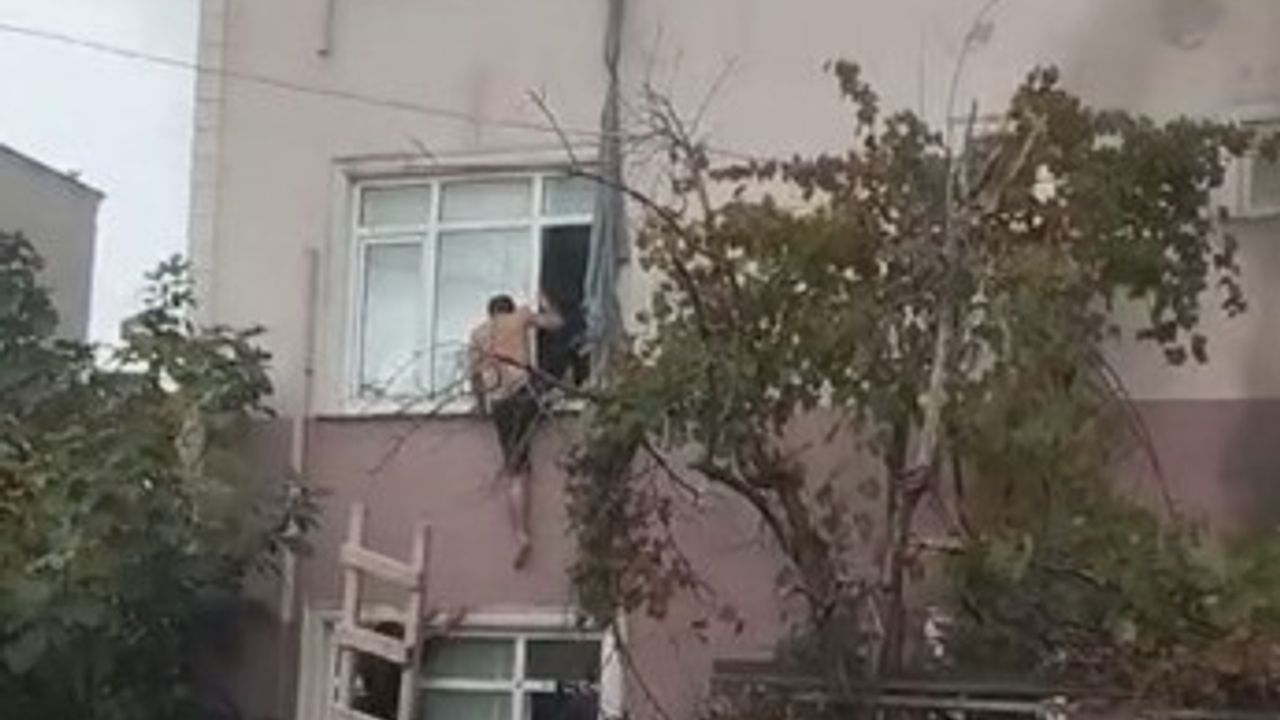 Darıca'da bıçaklı saldırı ve pansiyon yangını: İşçiler çarşaflarla kurtuldu