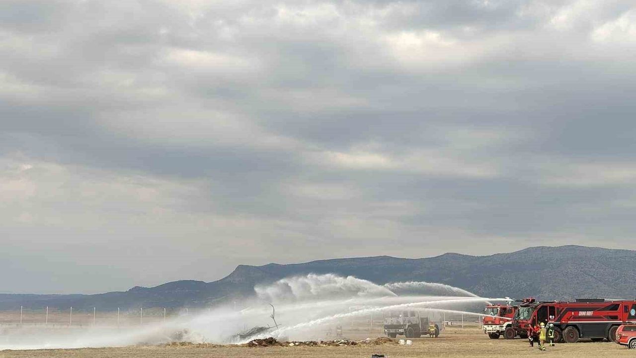 Denizli Çardak Havaalanı'nda 2025 Uçak Kaza-Kırım Tatbikatı