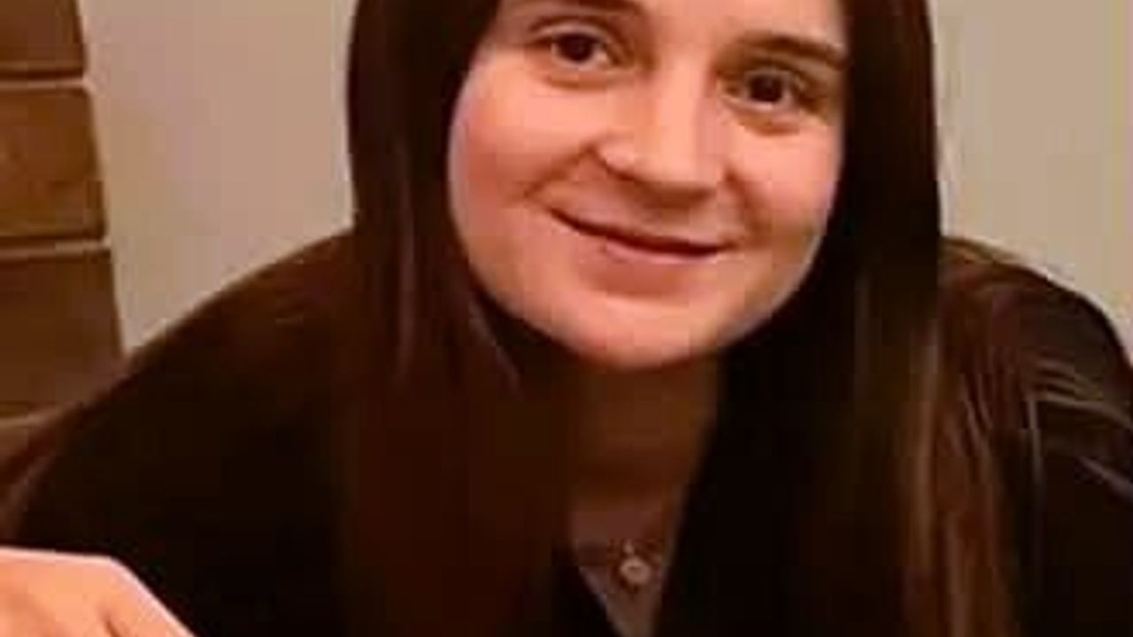 Denizli'de Fizyoterapist Direksiyon Eğitimi İçin Geçerken Yaya Geçidinde Hayatını Kaybetti