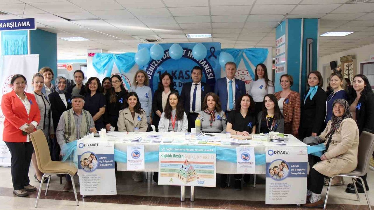 Denizli'de Mavi Balonlar Gökyüzüne Bırakıldı — 14 Kasım Dünya Diyabet Günü