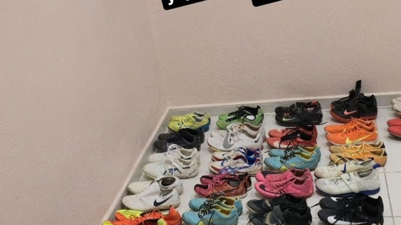 Denizli'de Spor Kompleksi Odaları Boşaltıldı: Antrenörler ve Sporcular Tepkili