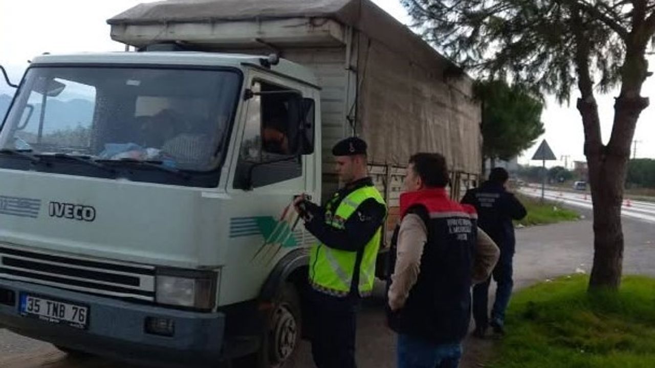 Didim'de Hayvan Hastalıklarına Karşı Yol Kontrolleri Sürüyor
