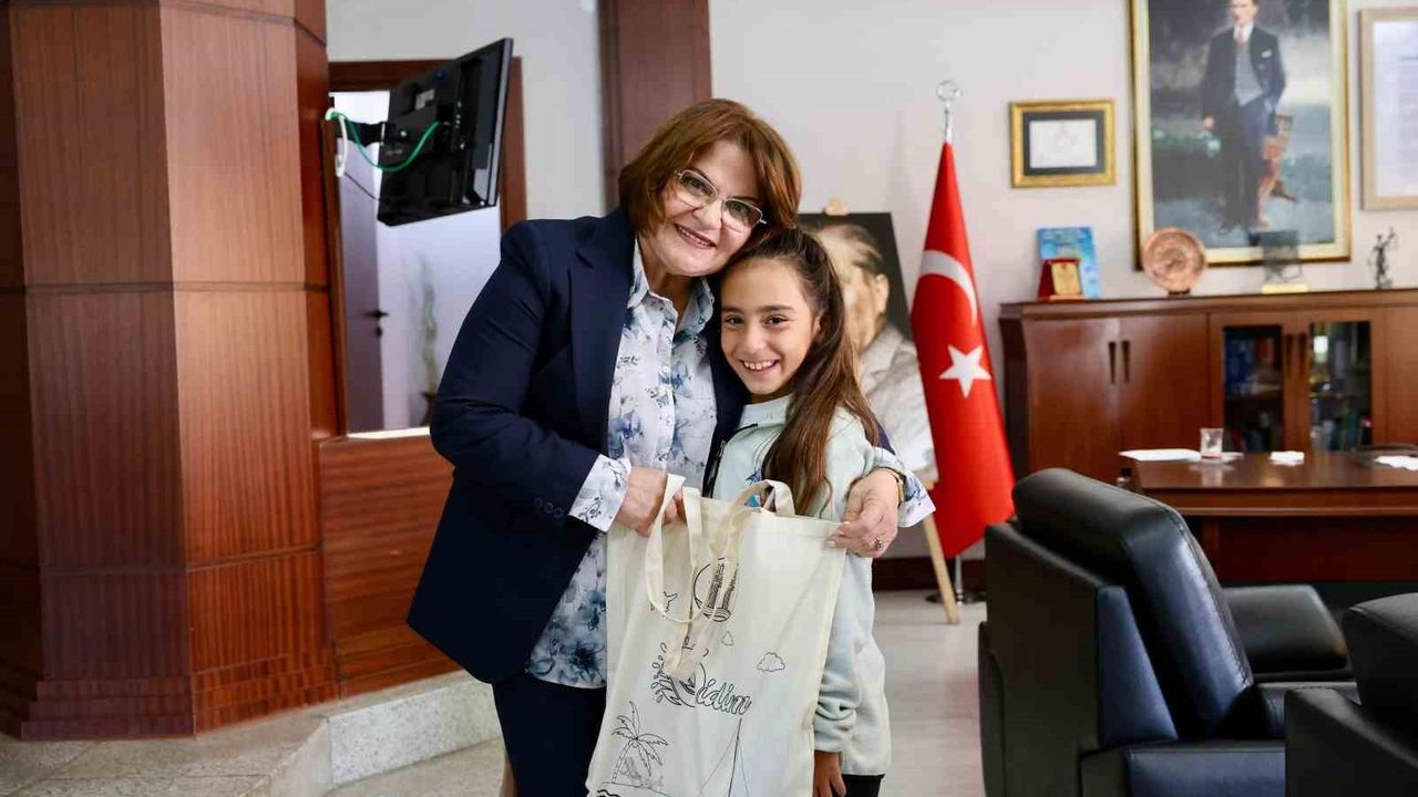 Didimli Küçük Yelkenciler Başkan Gençay'ı Ziyaret Etti