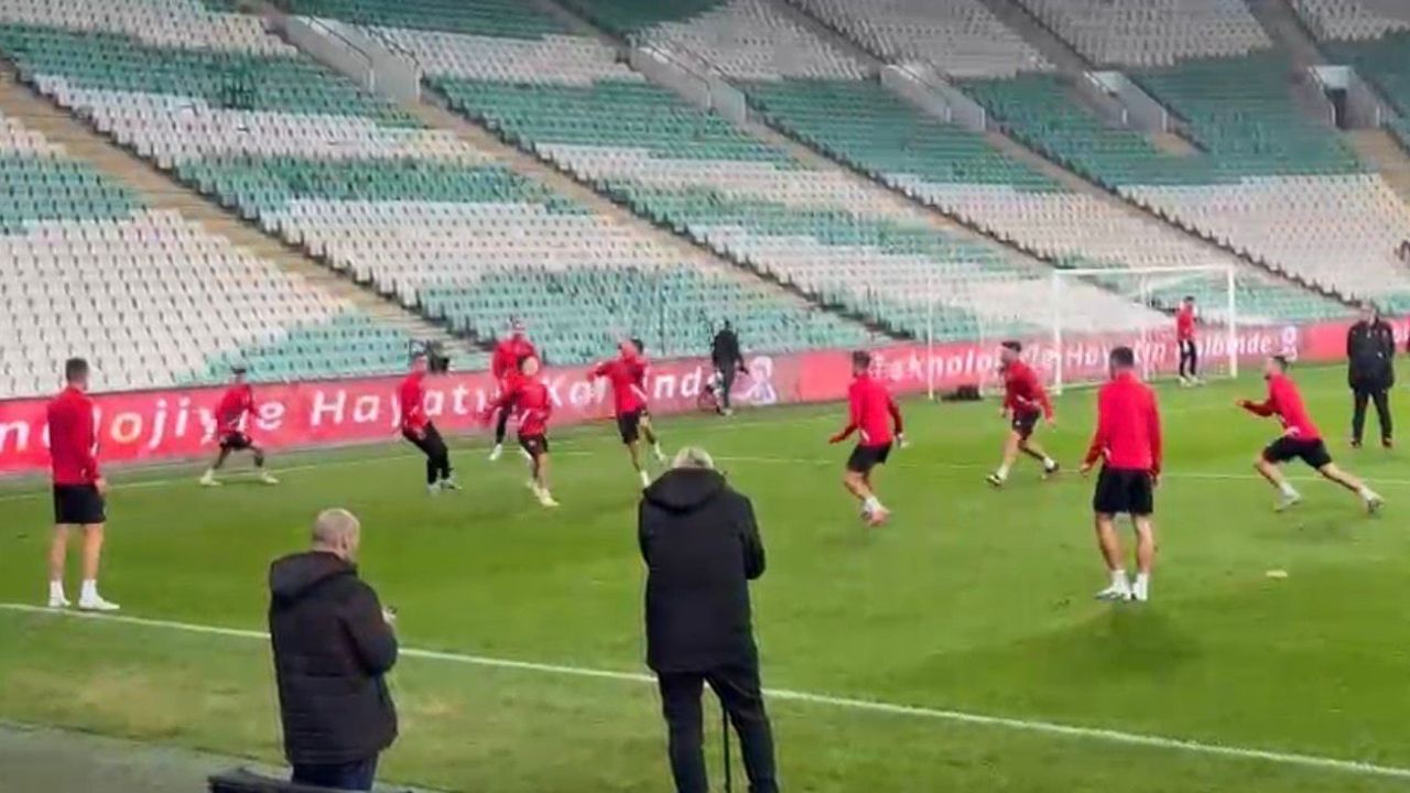 Dimitrov: 'Ağır Mağlubiyetin Travmasını Aşmalıyız' — Türkiye Maçı Öncesi