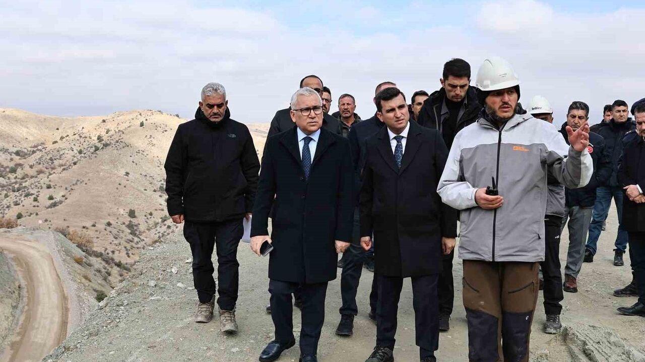 Divriği'de Göçük: Fimar Madencilik'te Arama-Kurtarma Çalışmaları 3. Gününde