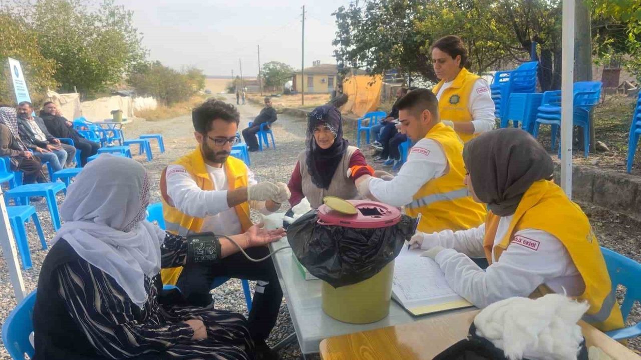 Diyarbakır'da Güzelköy Tepekonak'ta Sağlık Taraması