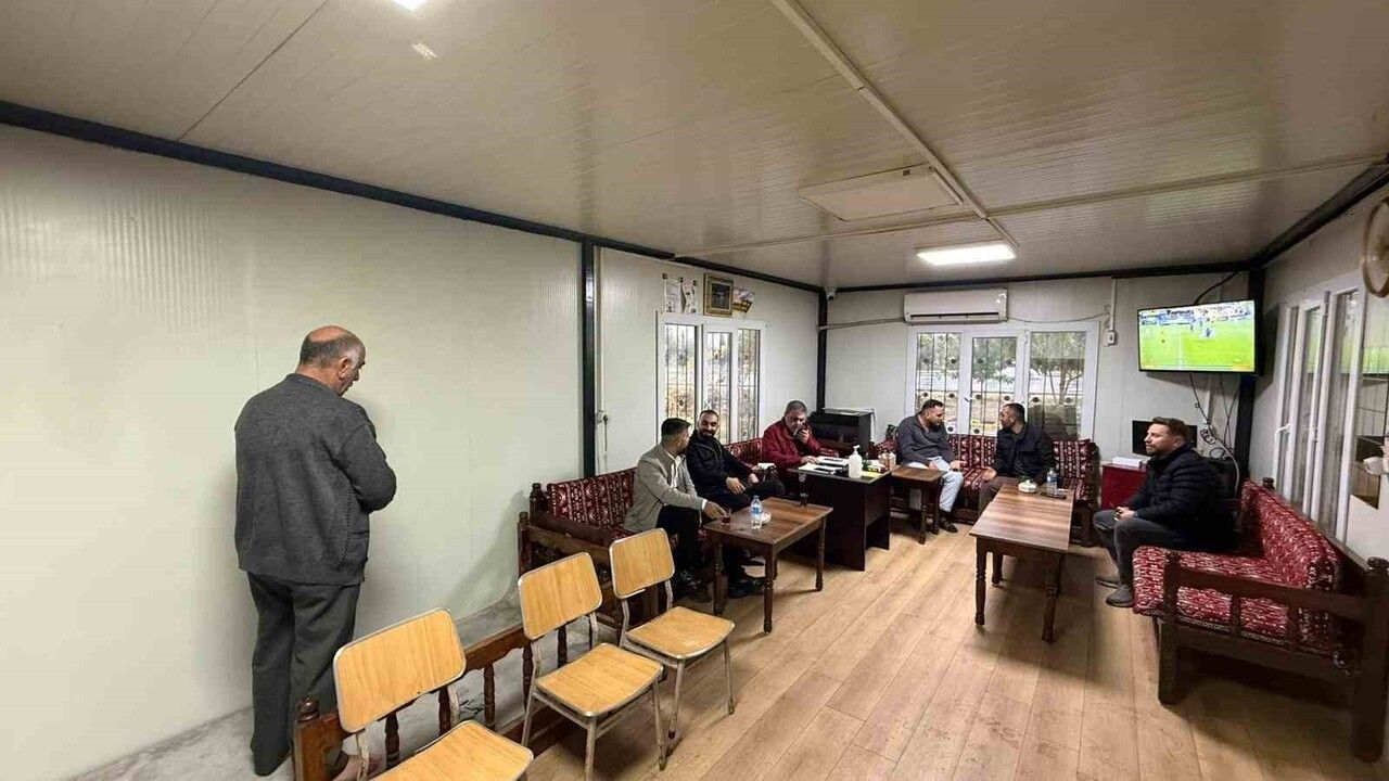 Diyarbakır'da Taksici 230 Bin Lirayı Sahibine Teslim Etti