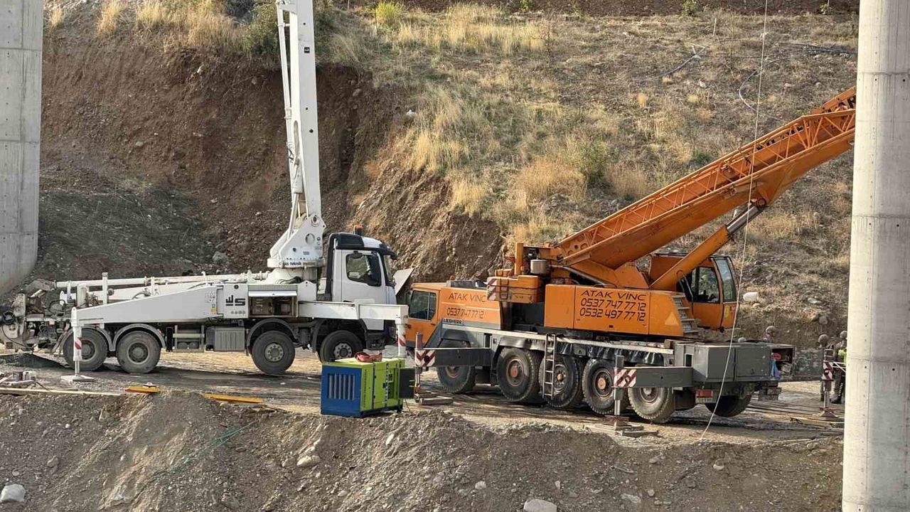 Diyarbakır Kulp'ta Viyadük İskele Çökmesi: 3 Ölü, 2 Yaralı