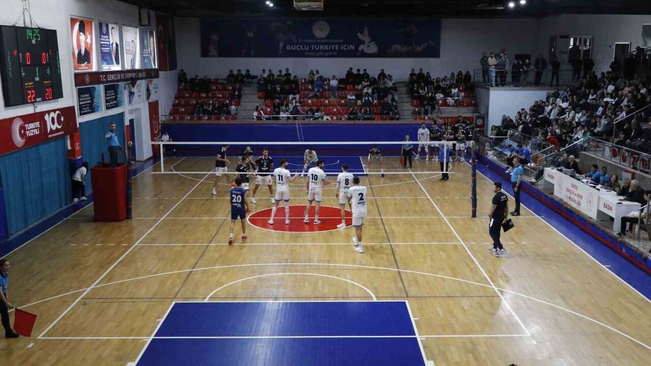 Düzce Belediyesi 2-3 Arkas Spor — TVF Erkekler 1. Ligi Maç Sonucu