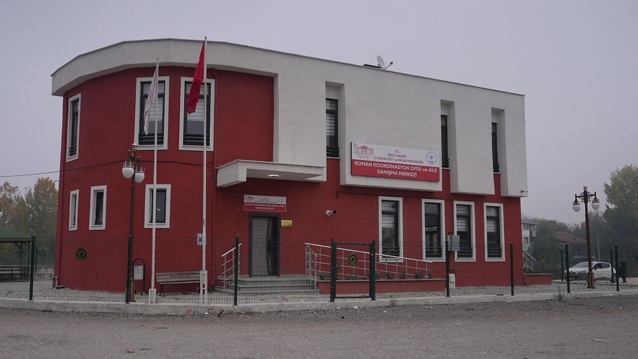 Düzce Belediyesi: 'Deprem Parası Süleyman Soylu Kültür Merkezi' iddiası asılsız