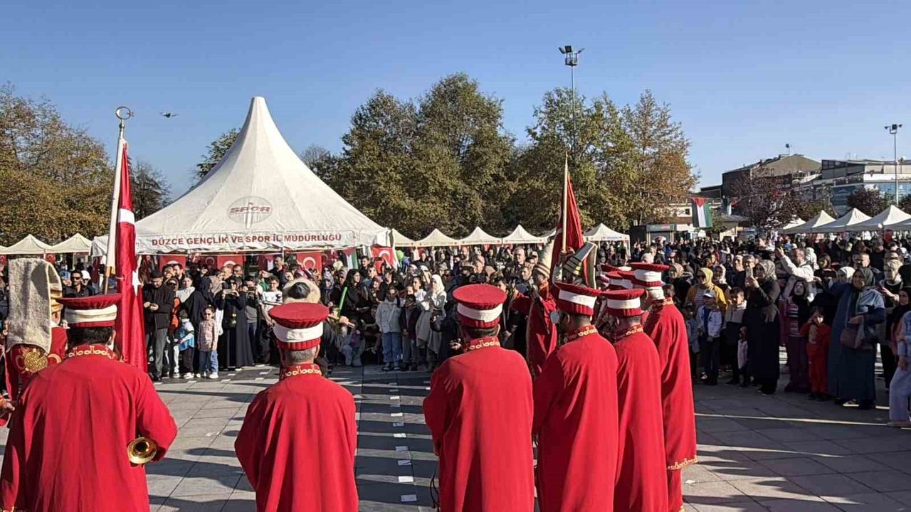 Düzce’de Filistin’e Destek Etkinliği Yoğun İlgi Gördü
