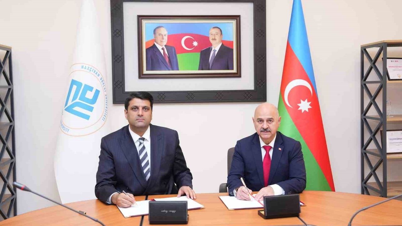 Düzce Üniversitesi ile Nahçıvan Devlet Üniversitesi İş Birliği Protokolü İmzaladı