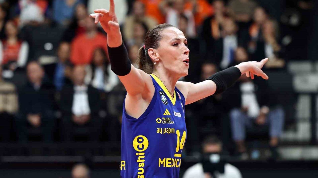 Eczacıbaşı Dynavit, Fenerbahçe Medicana'ya 3-1 Mağlup