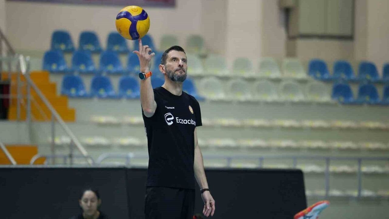 Eczacıbaşı Dynavit Nilüfer Belediyespor Maçına Hazır — Vodafone Sultanlar Ligi 6. Hafta