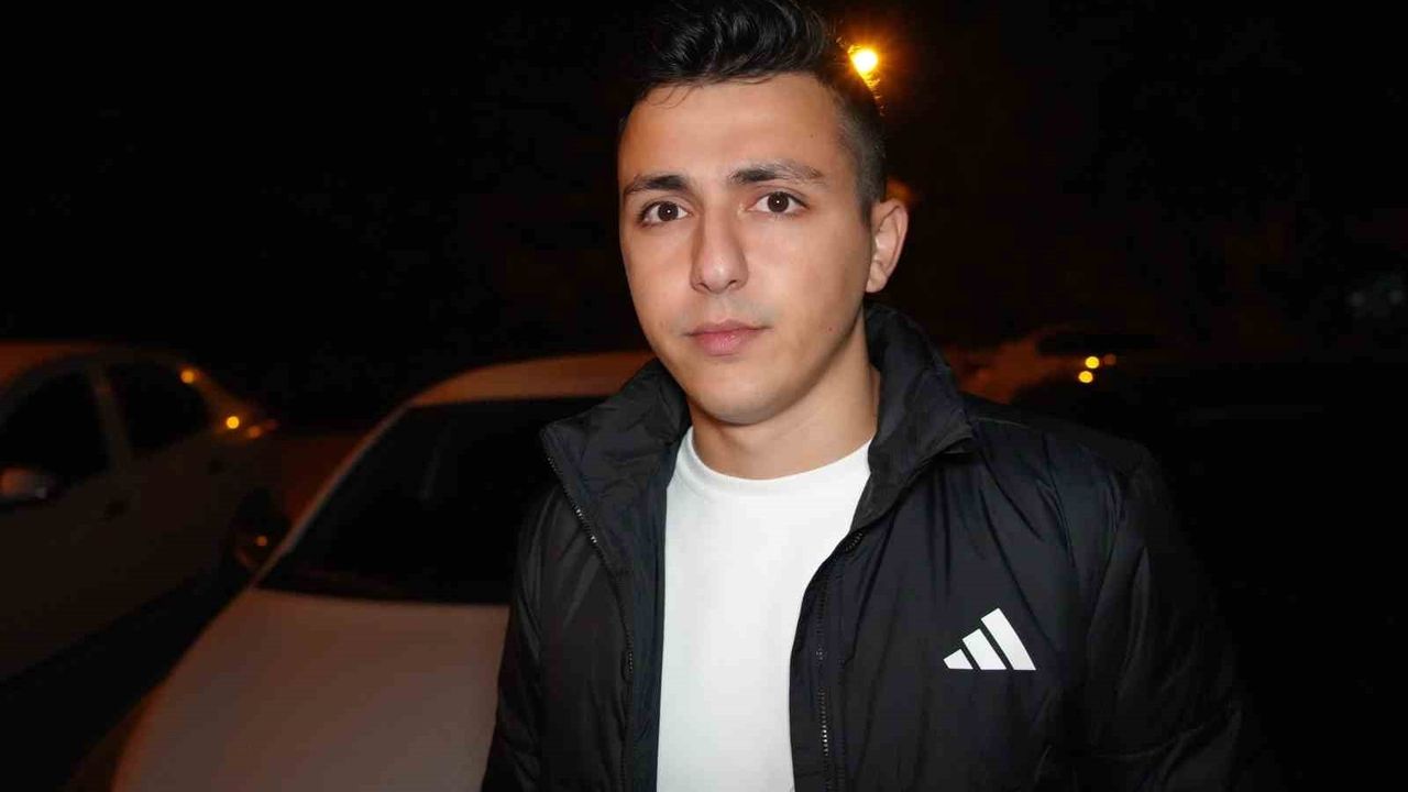 Edirne'de Bozuk Yollar Sürücüleri Mağdur Ediyor — 30 Bin Lira Hasar