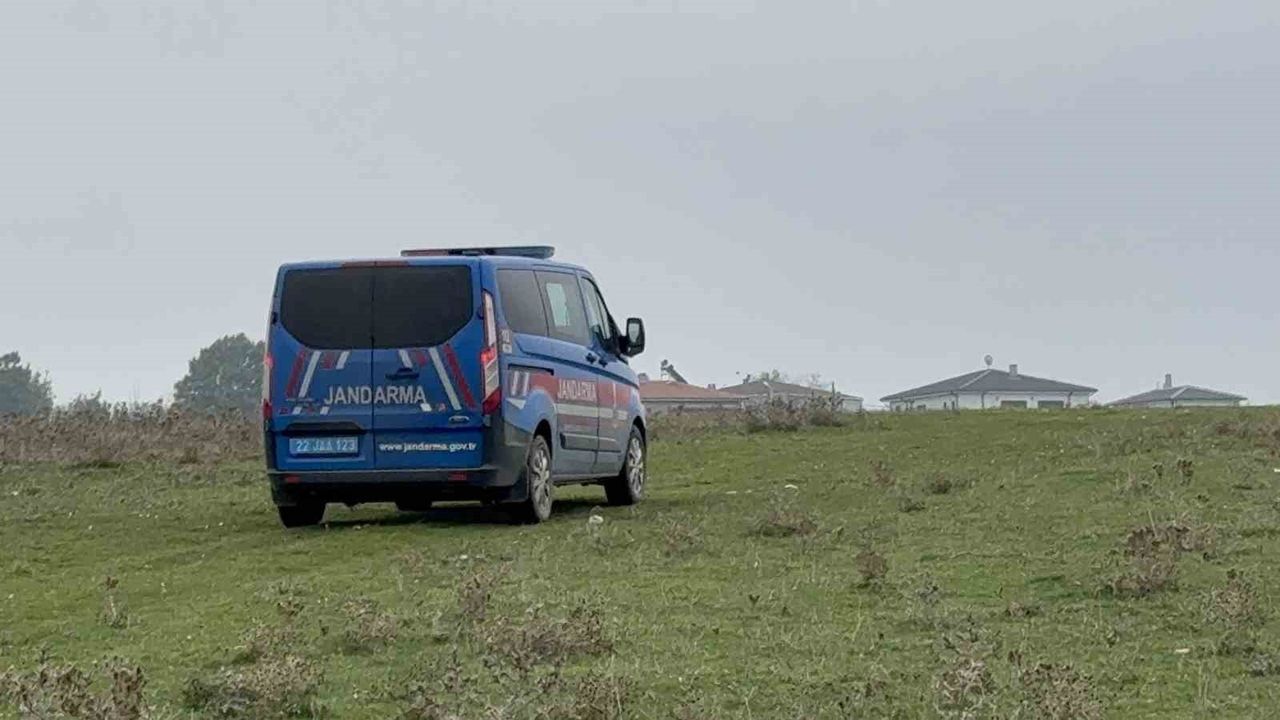 Edirne'de mantar toplayanlar patlamamış top mermisi buldu