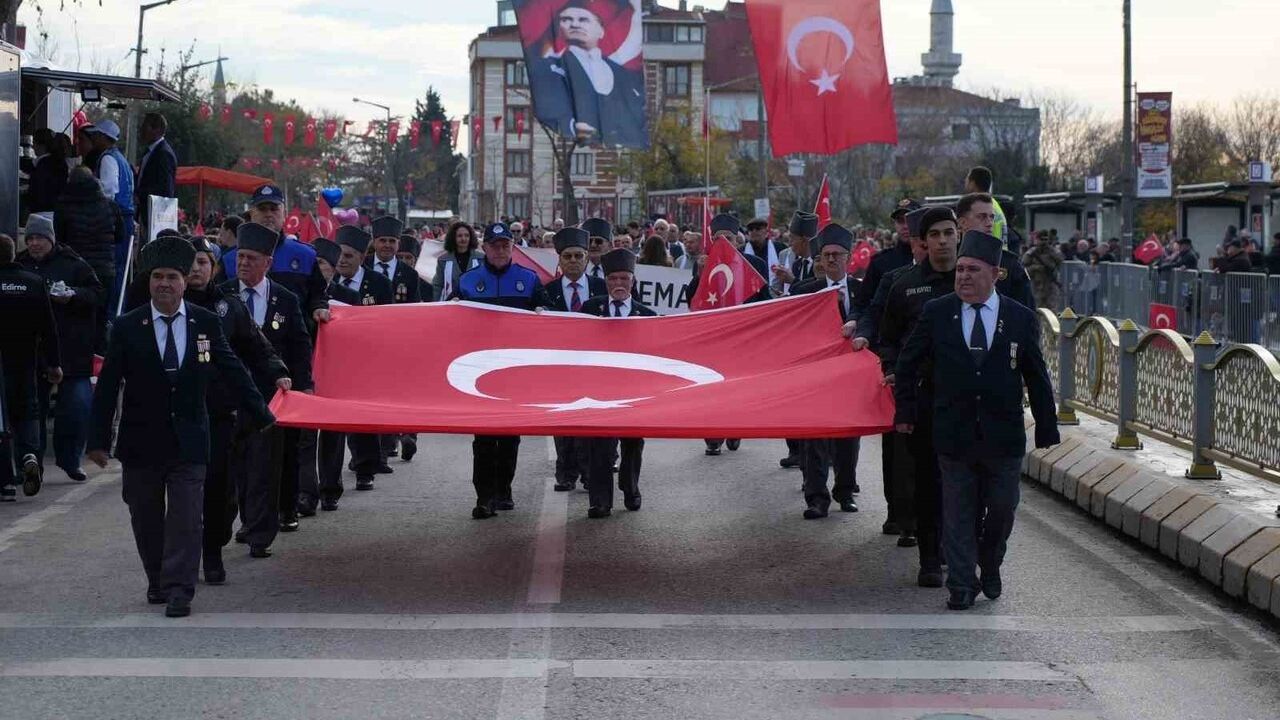 Edirne'nin 103'üncü Kurtuluş Yıldönümü Coşkuyla Kutlandı