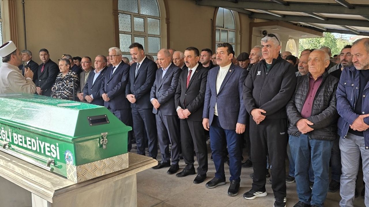 Efkan Ala'nın Eniştesi Faik Gürdal Kukul Zonguldak'ta Defnedildi