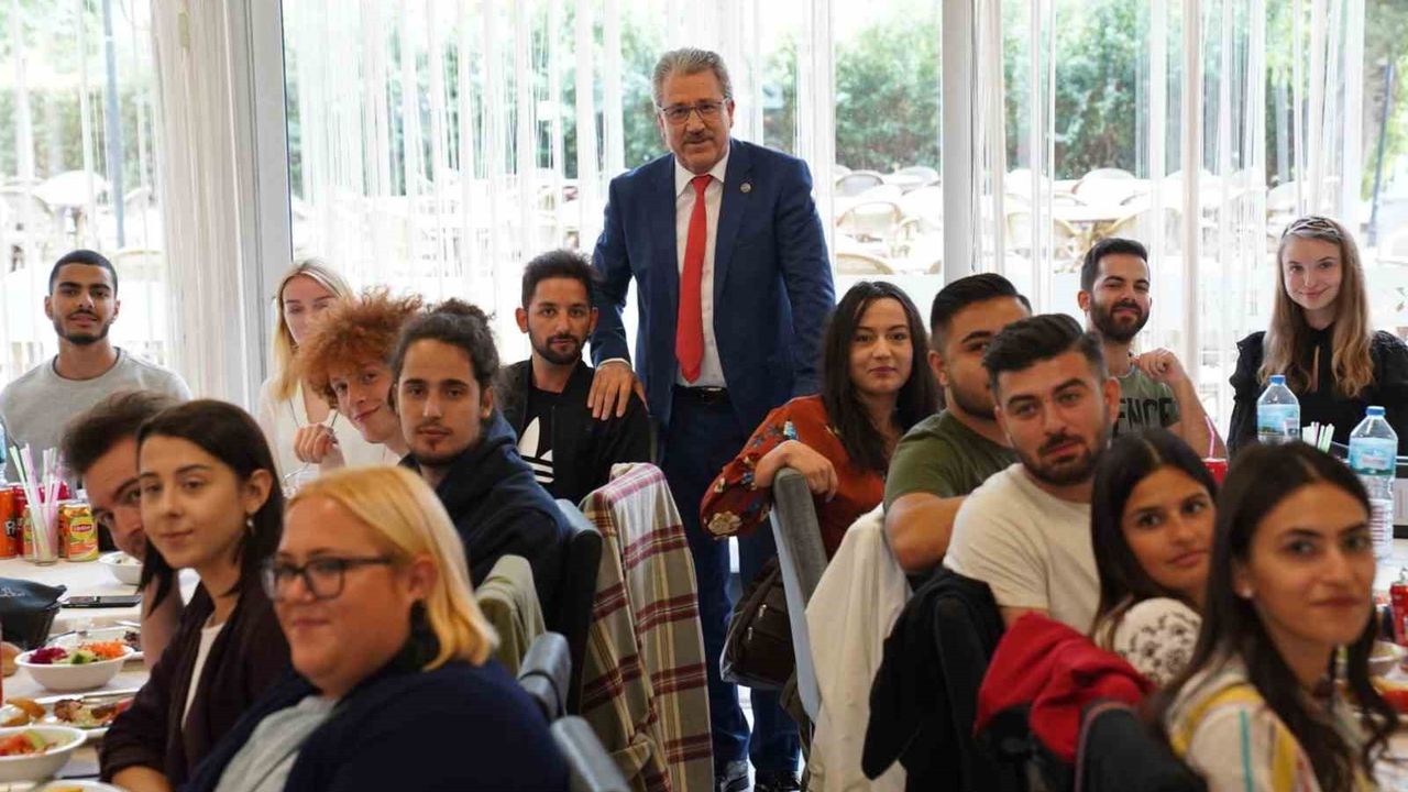 Ege Üniversitesi'nde Türk Dünyası ile İlişkiler ve Orhun Koordinatörlüğü Kuruldu