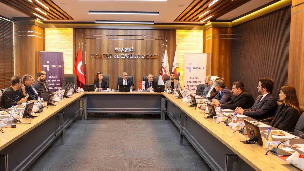 Elazığ'da Nitelikli Eleman Vurgusu: Yatırımın Ön Koşulu