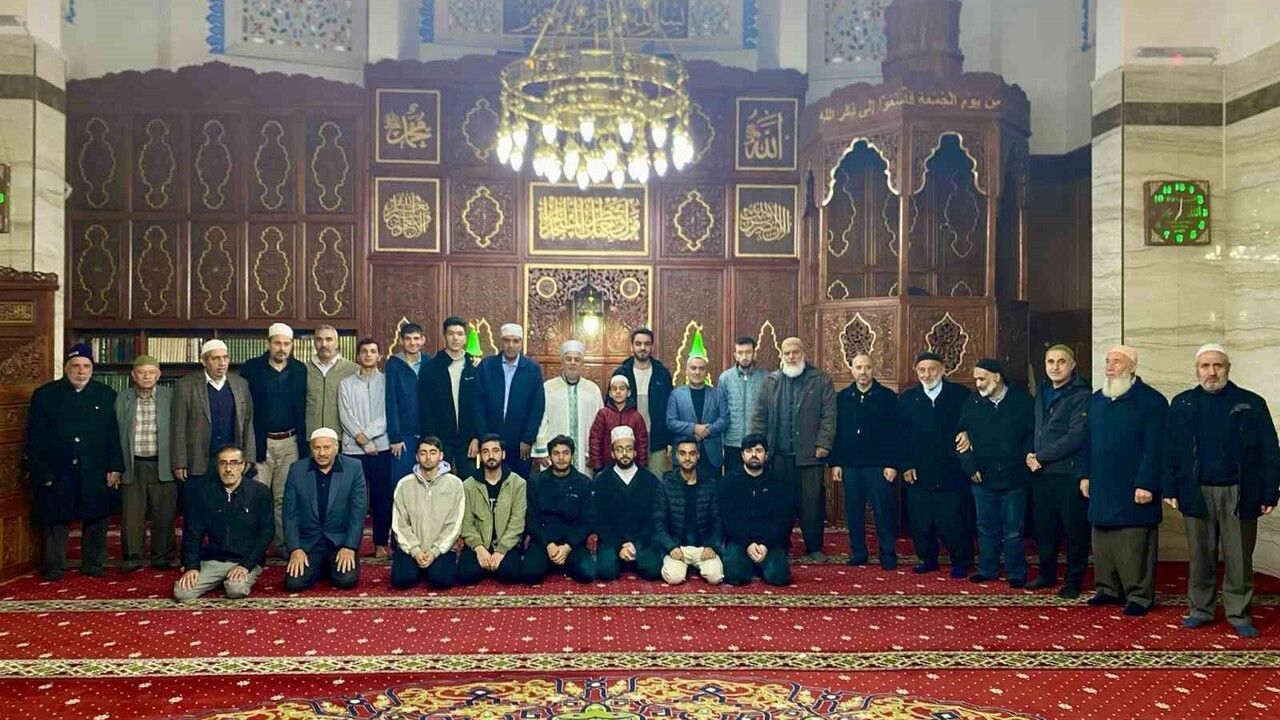 Elazığ'da Sabah Namazı Buluşmaları Sait Koç Camii'nde Devam Etti