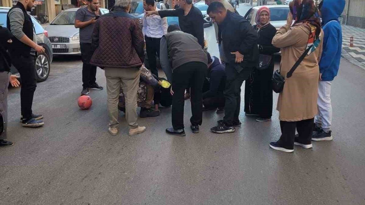 Elazığ'da Trafik Kazası: Mehmet Güçlü Caddesi'nde 1 Çocuk Yaralandı
