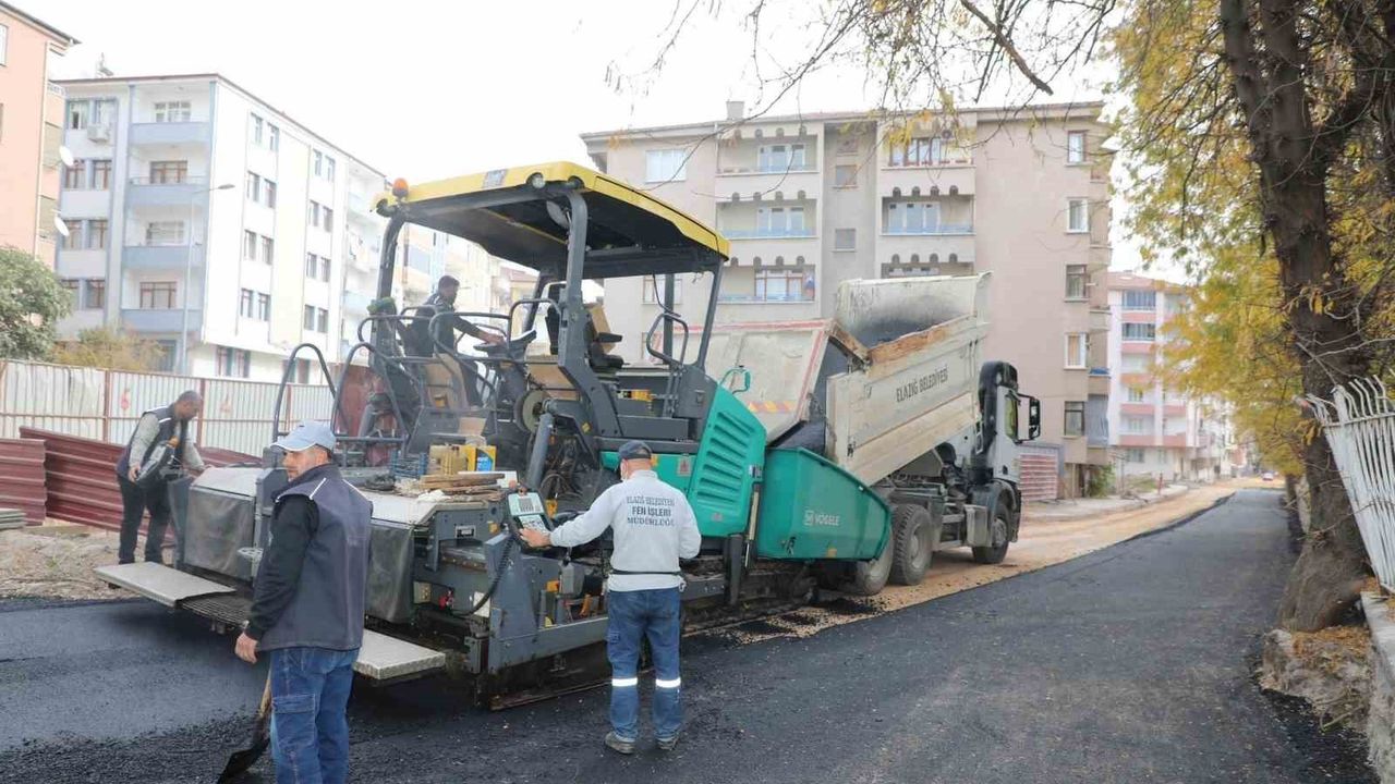 Elazığ'da Yol Yenileme: Şahin Şerifoğulları Kültür Mahallesi'nde Sahada
