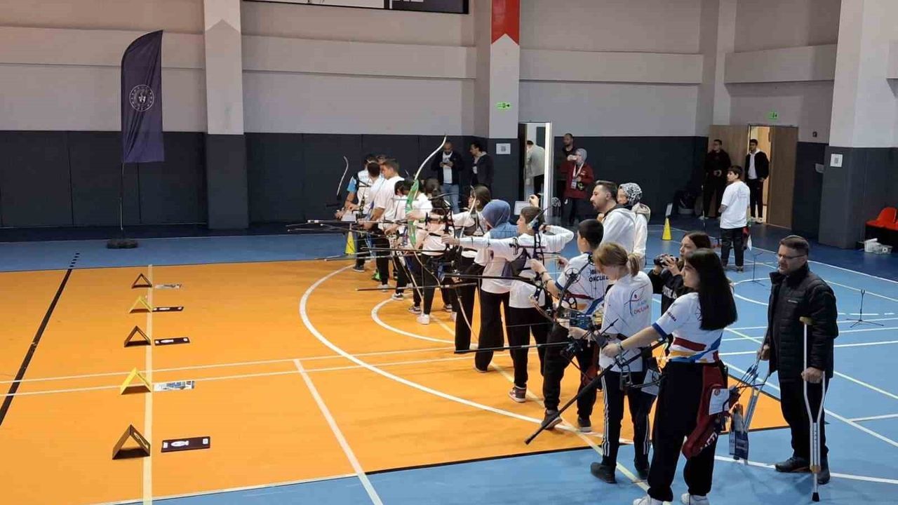 Elazığ Gençlik ve Spor Kulübü U15 Okçuluk Bölge Şampiyonu