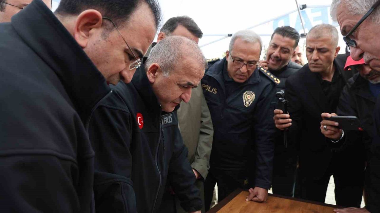 Elazığ Valisi Hatipoğlu: Veysel Bilen Bulunana Kadar Aramalar Sürecek