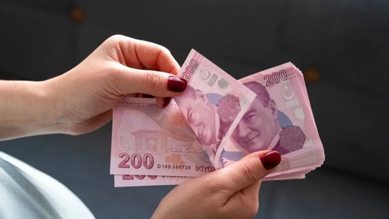 Emeklilikte 'Çifte Maaş' Dönemi Sona Eriyor: 1 Ekim 2008 Uyarısı