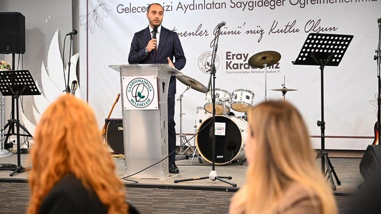 Eray Karadeniz'den Gaziosmanpaşa'da 24 Kasım Öğretmenler Günü Kutlaması