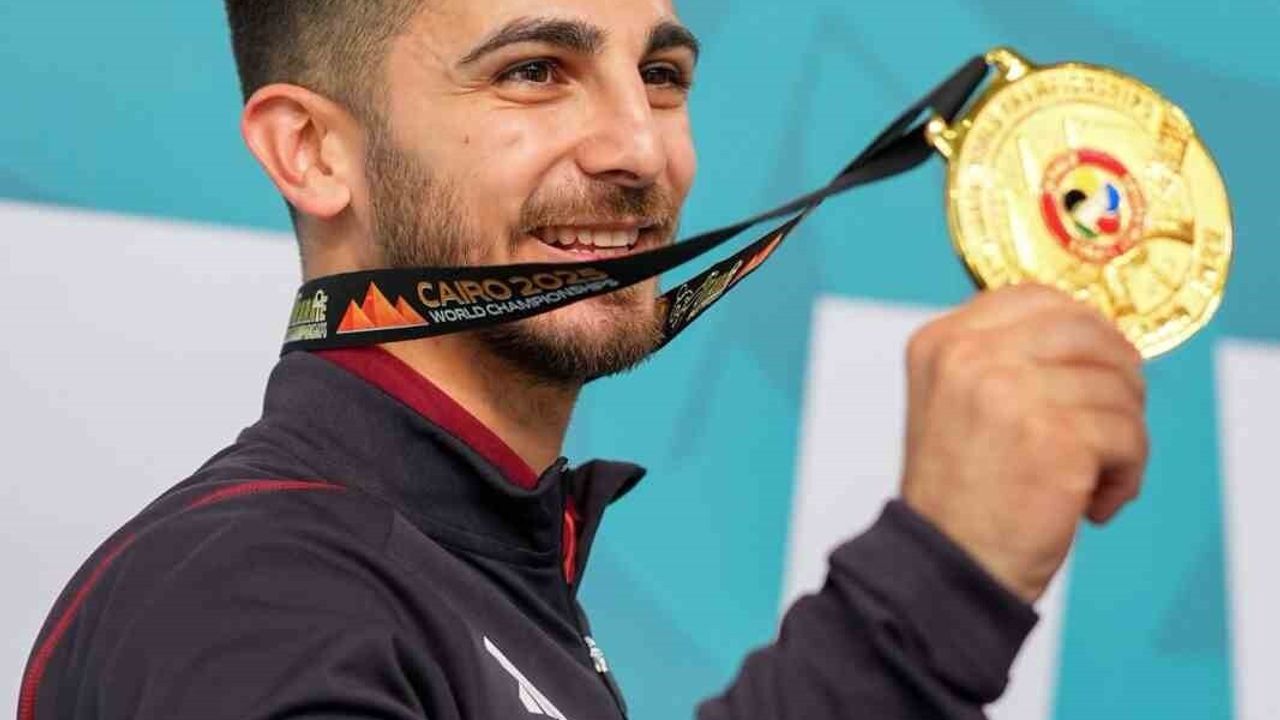 Eray Şamdan Dünya Karate Şampiyonası'nda Altın Madalya