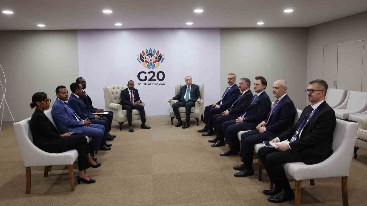 Erdoğan, G20 Zirvesi'nde Etiyopya Başbakanı Abiy Ahmed Ali'yi Kabul Etti