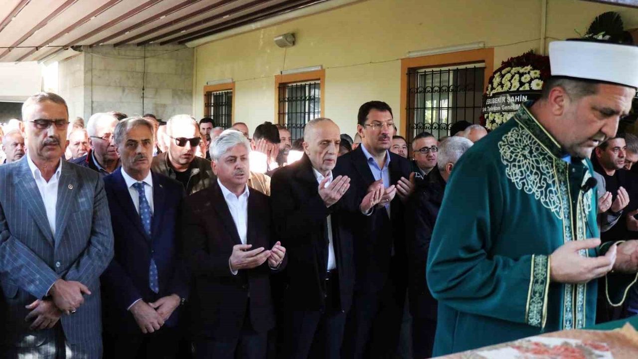 Ergün Atalay’ın 92 Yaşındaki Kayınvalidesi Hatice Kubulay Sakarya’da Uğurlandı