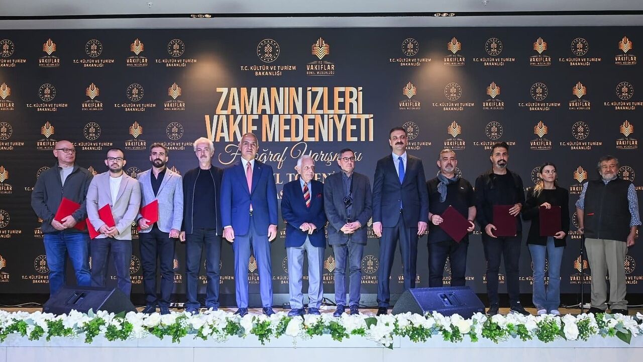 Ersoy: Ayasofya’da Mimar Sinan’dan bu yana en kapsamlı restorasyon başlatıldı