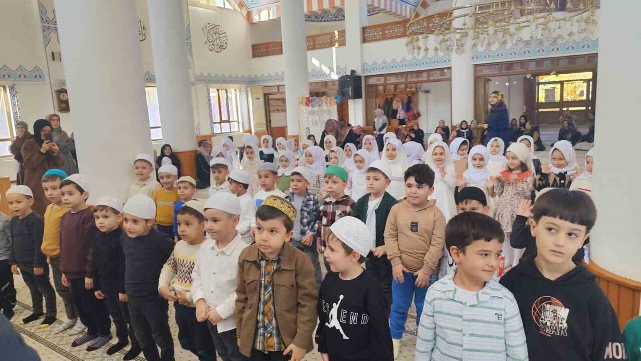 Erzincan'da Bilal-i Habeşi Camisi'nde Cami-Çocuk Buluşması