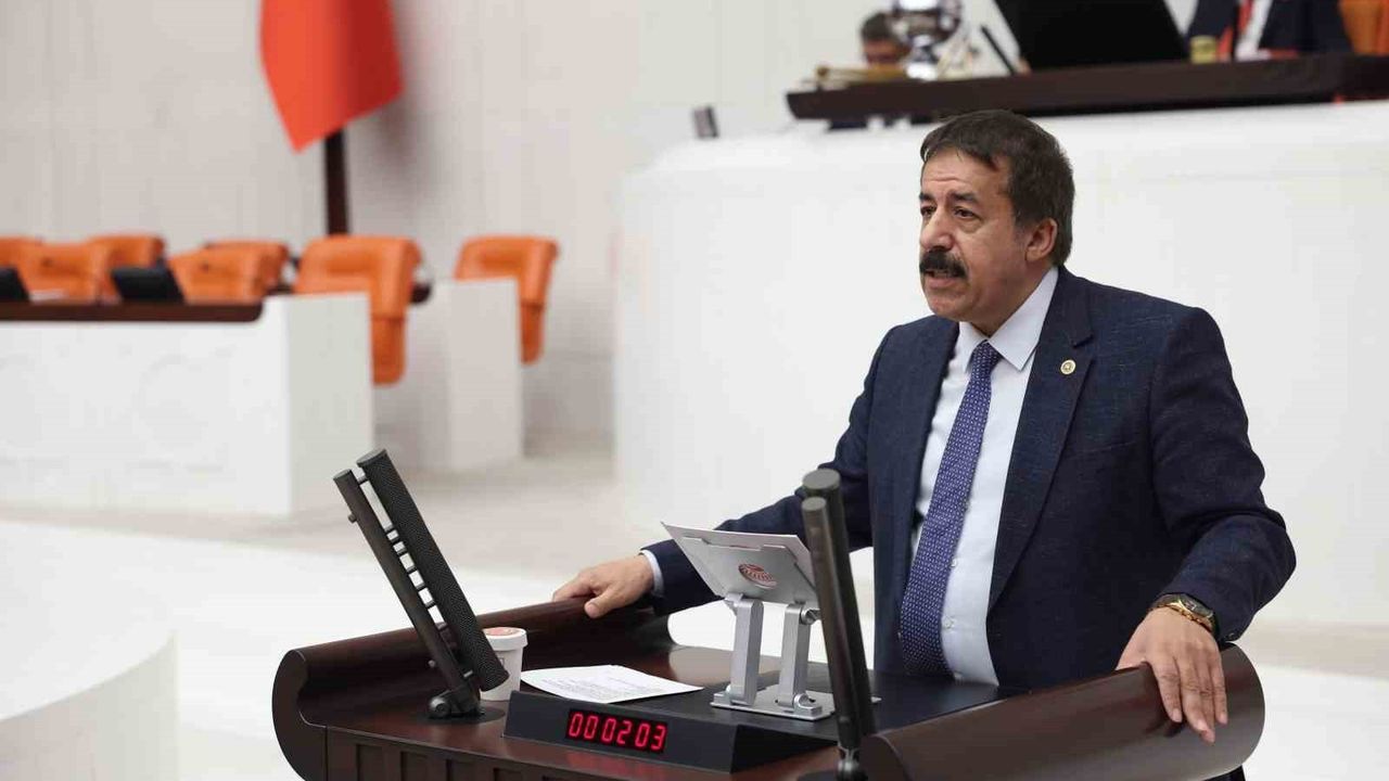 Erzurum'a 210 Milyar TL Yatırım ve Palandöken Tüneli İçin Çalışmalar Sürüyor