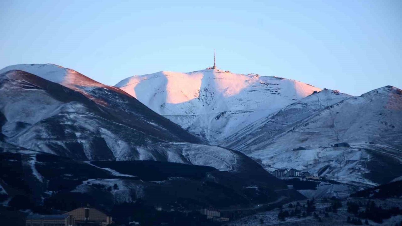 Erzurum’a Kar Uyarısı: Yüksek Kesimlere Karla Karışık Yağmur Bekleniyor
