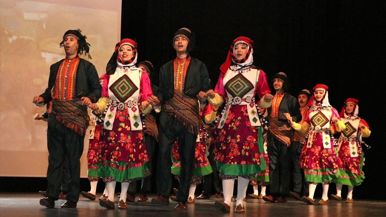 Erzurum'da Ege Üniversitesi'nden SMA'lı İki Çocuk İçin Yardım Gösterisi