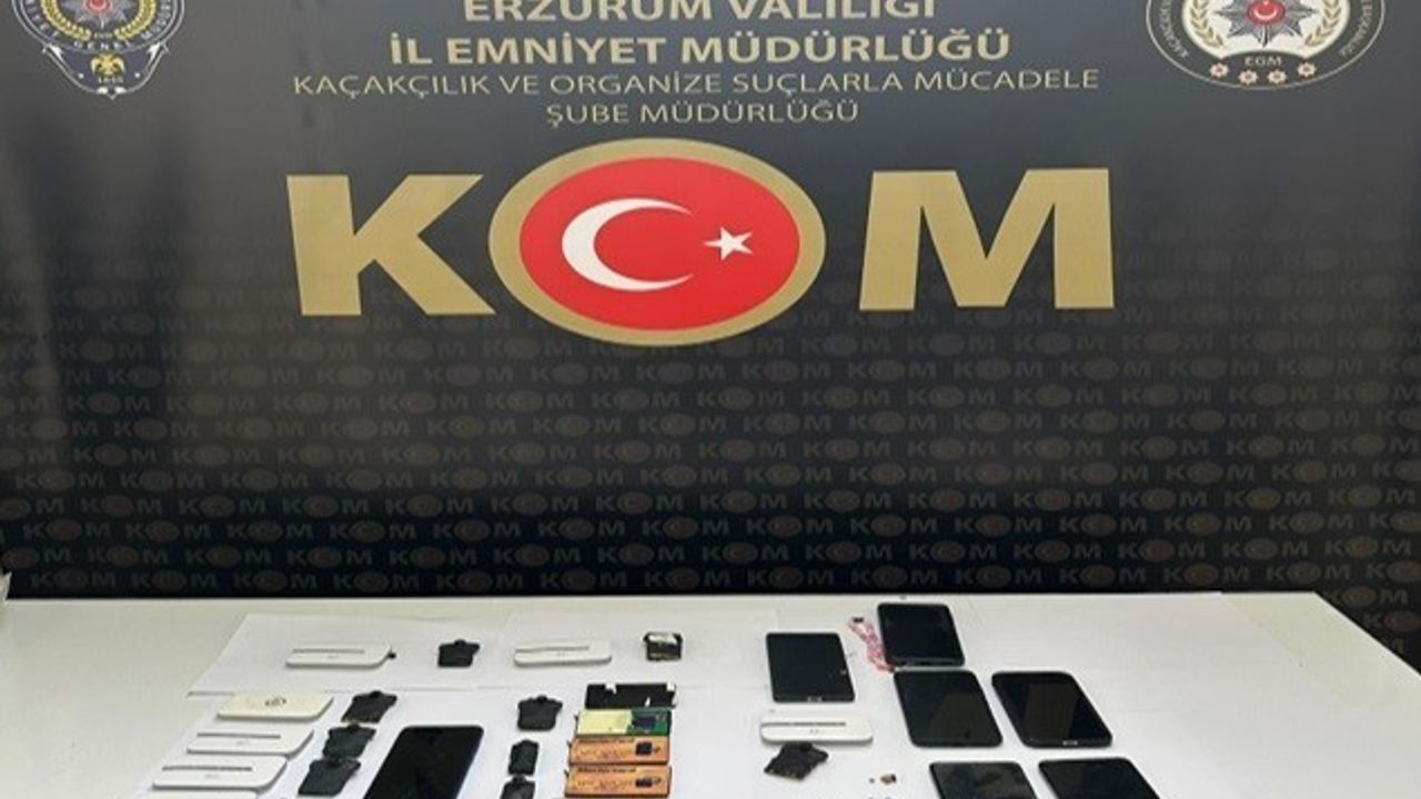 Erzurum'da Sürücü Kursu Sınavına Düzenekle Giren 5 Kişi Yakalandı