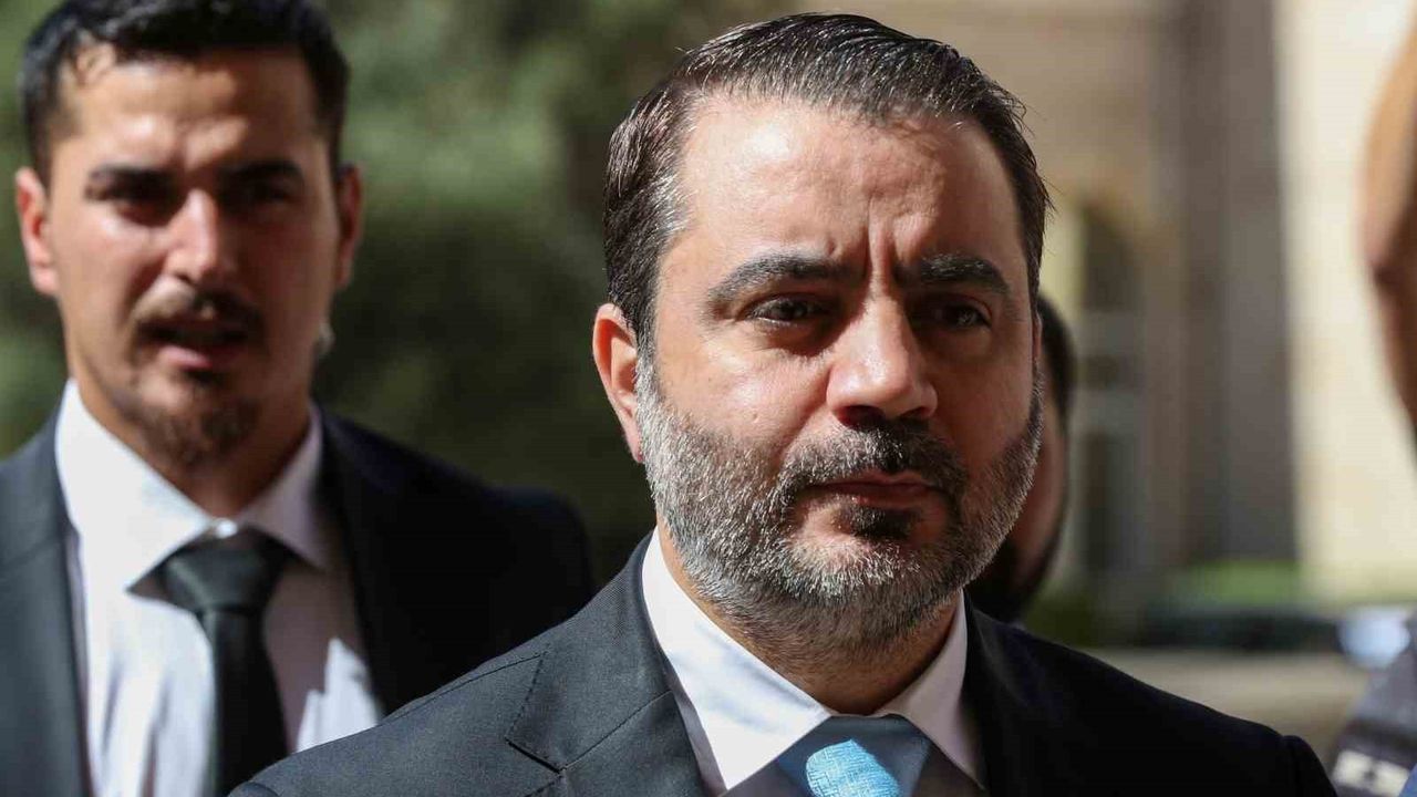 Esad Hasan Şeybani 21 Muhalif Diplomatı Görevine İade Etti