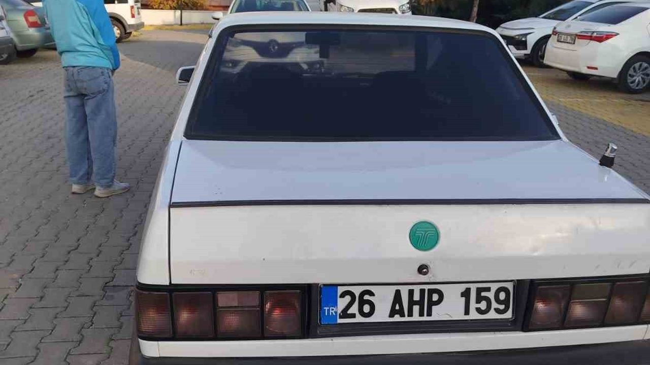 Eskişehir'de abartılı egzozlu araç trafikten men edildi — sürücüye ceza