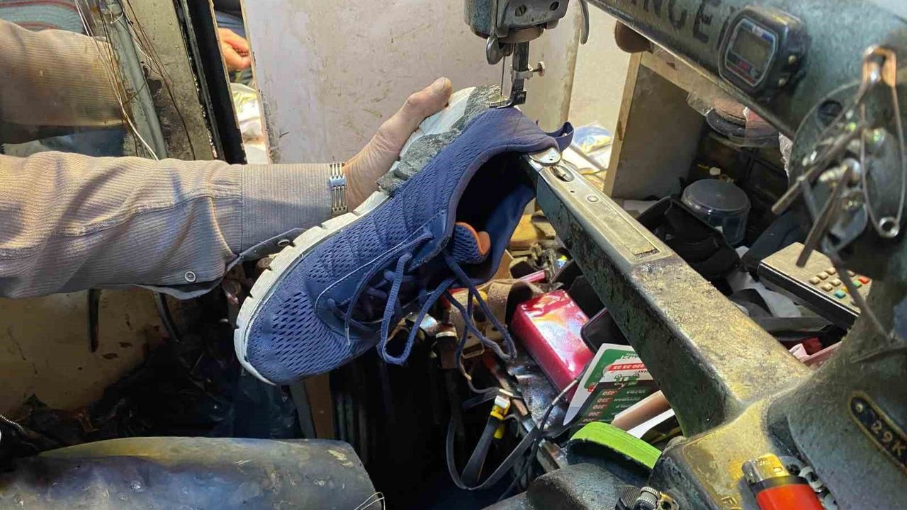 Eskişehir'de Kışlık Ayakkabı Telaşı: Tamirler 500 TL'yi Geçmiyor