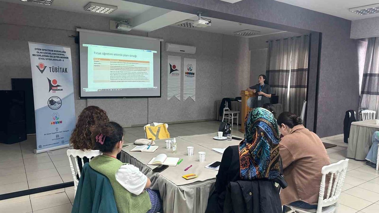 Eskişehir'de 'Otizm Spektrum Bozukluğu Olan Çocukların Sosyal Becerilerinin Geliştirilmesinde Etkili Uygulamalar-2' Projesi Başladı