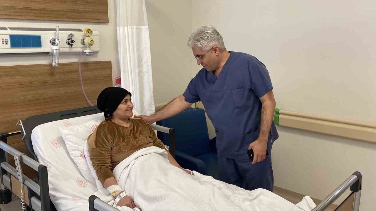 Eskişehir'de Solunum Problemiyle Gelen İlk Sinir Kılıfı Tümörü Başarıyla Çıkarıldı