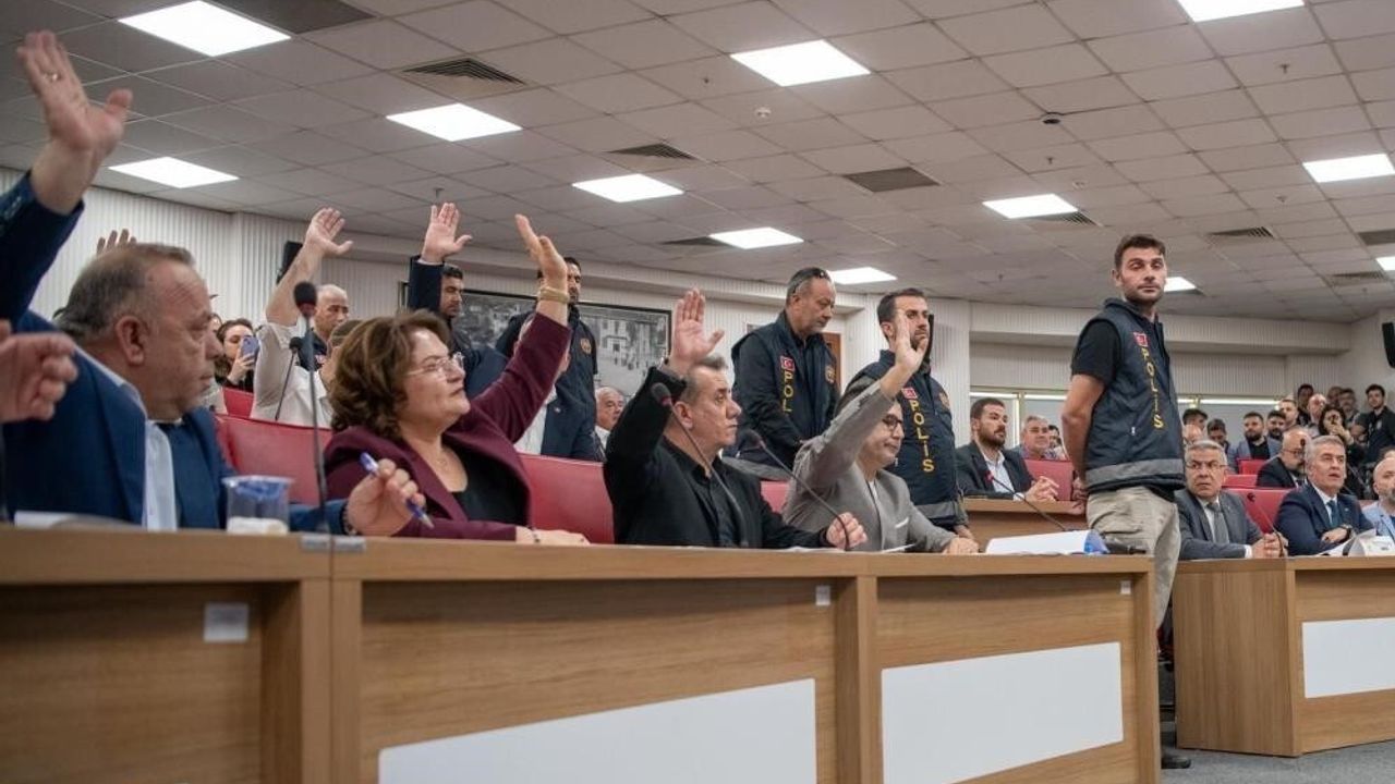 Fatih Güler: CHP Aydın’ın Milyarlık Yatırımlarını Engelliyor